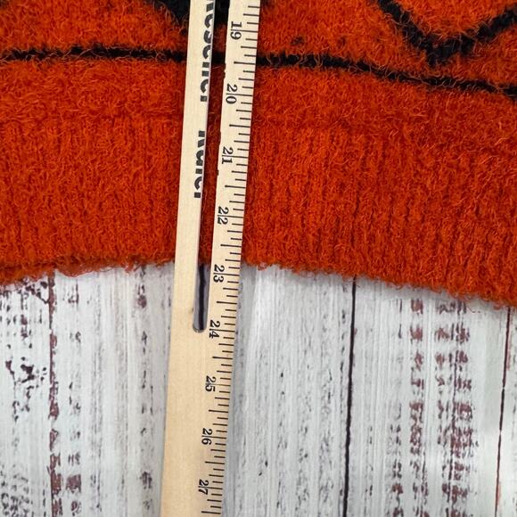 NFL Chicago Bears Fuzzy Crew Neck Sweater - Picture 6 of 7